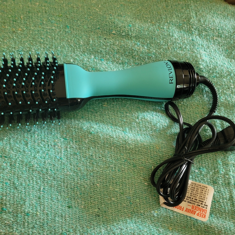 Revlon Teal and Black Hair Dryer Brush
